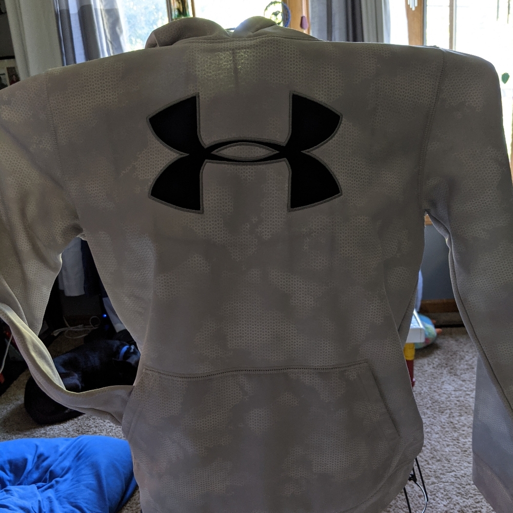 Under Armour hoodie Youth Large